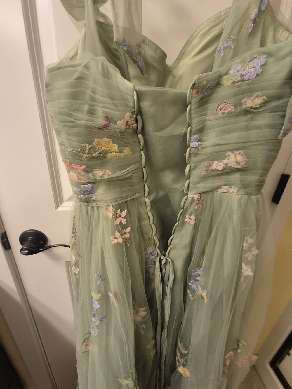 Green Floral Maxi Dress with Sweetheart Neckline - Picture 4 of 4